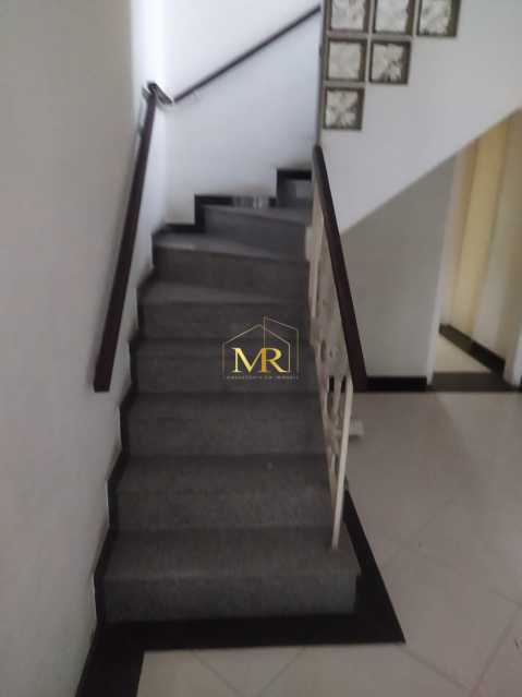 Conheça WhatsApp Image 2026-10-20 at 1 do imóvel - Casa de rua duplex 4 quartos - piscina - garagem / Residencial / Vila da Penha - DM270 - 15 WhatsApp Image 2026-10-20 at 1 - 15