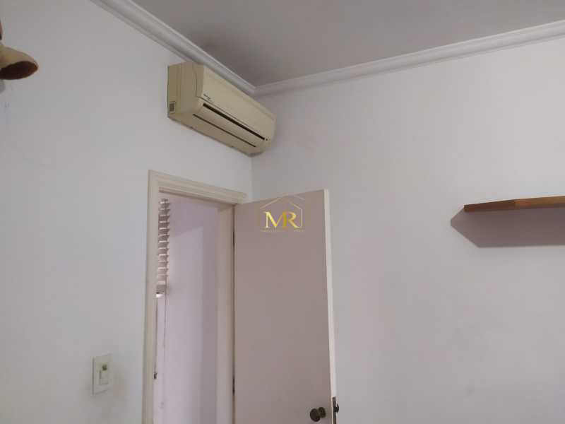Conheça WhatsApp Image 2026-10-20 at 1 do imóvel - Casa de rua duplex 4 quartos - piscina - garagem / Residencial / Vila da Penha - DM270 - 16 WhatsApp Image 2026-10-20 at 1 - 16