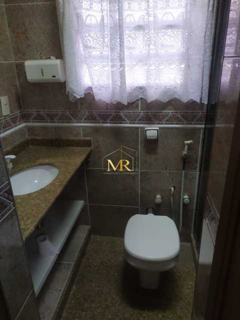 Conheça WhatsApp Image 2026-10-20 at 1 do imóvel - Casa de rua duplex 4 quartos - piscina - garagem / Residencial / Vila da Penha - DM270 - 19 WhatsApp Image 2026-10-20 at 1 - 19