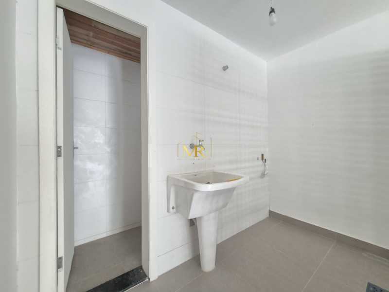 Conheça 20261021_132812 do imóvel - Casa no coração da Barra da Tijuca com 4 suítes, piscina e churrasqueira - DM272 - 7 20261021_132812 - 7