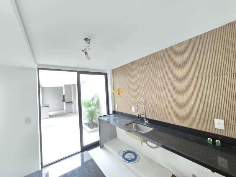 Conheça 20261021_132824 do imóvel - Casa no coração da Barra da Tijuca com 4 suítes, piscina e churrasqueira - DM272 - 8 20261021_132824 - 8