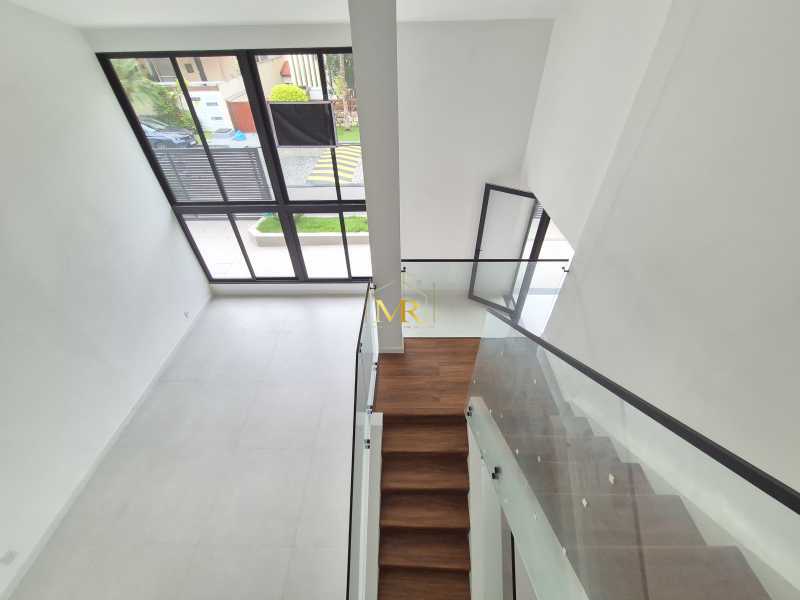 Conheça 20261021_133458 do imóvel - Casa no coração da Barra da Tijuca com 4 suítes, piscina e churrasqueira - DM272 - 23 20261021_133458 - 23