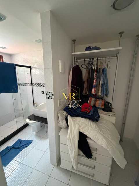 Conheça WhatsApp Image 2026-10-27 at 1 do imóvel - Casa em Condomínio à venda Rua Fritz Feigl, Freguesia (Jacarepaguá), Rio de Janeiro - R$ 2.200.000 - R0107 - 22 WhatsApp Image 2026-10-27 at 1 - 22