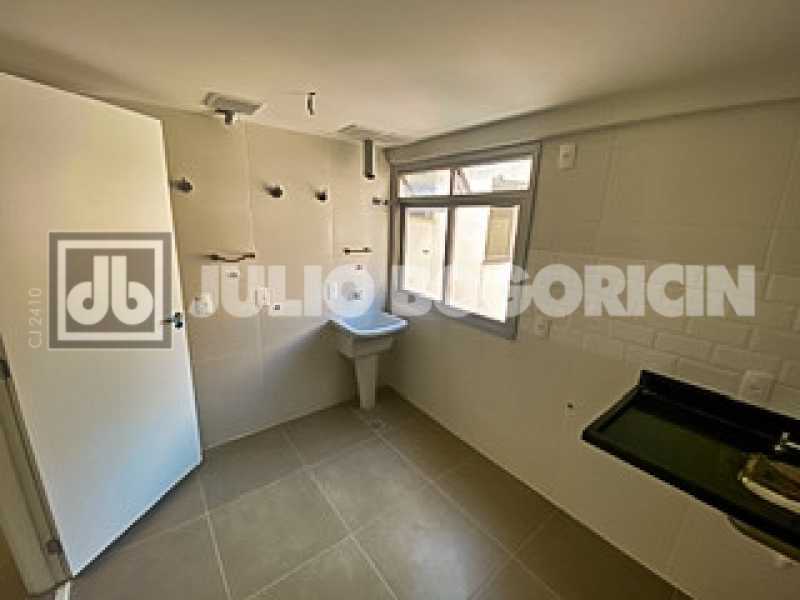 Conheça IMG_1161 do imóvel - VENDE - JULIO BOGORICIN - RUA MARQUES DE VALENÇA - PREDIO NOVO -3 QUARTOS(SUÍTE) - 1 VAGA NA ESCRITURA - OPORTUNIDADE! - JBAP304508 - 15 IMG_1161 - 15