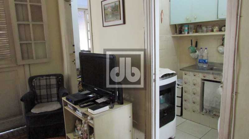 Conheça 21 do imóvel - Laranjeiras - Ótimo sala/quarto com varandinha e área de serviço - Saleta de jantar - Cozinha cabe tudo - 45m² - JBF16163 - 21 21 - 21