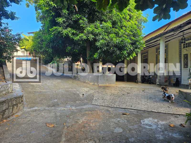 Conheça 1000728824 do imóvel - Terreno Grande Méier 1960 m com casas antigas próximo a Rua Dias da Cruz - JBM800454 - 1 1000728824 - 1