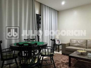 Imperdível - Ótima casa, reformada, 3 quartos (2 suítes), 3 vagas para carro, espação gourmet e terraço. Localização com fácil acesso, farta condução e comércio, integração metrô. - JBT66161