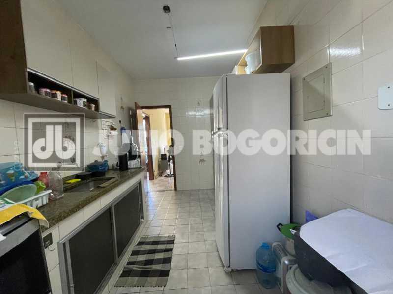 Conheça 12tauaapartamentosala2quartosc do imóvel - Ilha do Governador - Tauá - VENDA - Apartamento - 2 Quartos - Dependências - Vaga de Garagem - Julio Bogoricin - JBI200070 - 12 12tauaapartamentosala2quartosc - 12