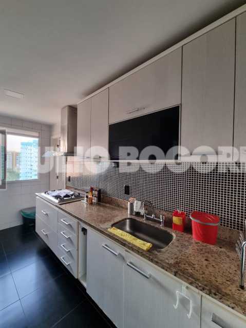 Conheça 259d5c3f-6c8d-4aca-89e0-e7d29f do imóvel - Barra Olimpica Vila do Pan Varanda 4 suítes total infra - JBB49269 - 17 259d5c3f-6c8d-4aca-89e0-e7d29f - 17