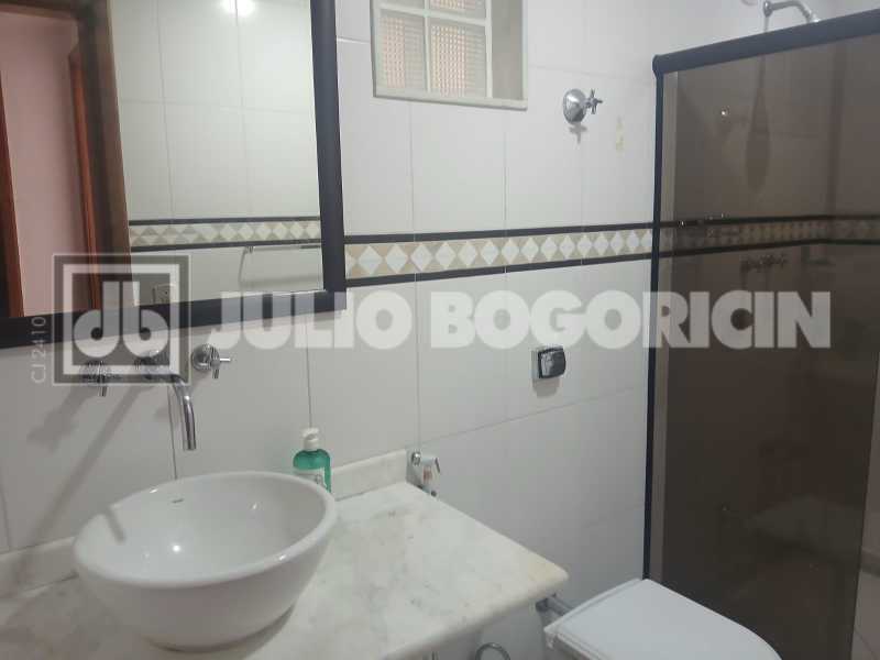 Conheça 01 8. do imóvel - Próximo Praça Saens Pena e Metrô Vazio Duplex com Terraço Estacionamento 1 veículo - JBT305257 - 11 01 8. - 11