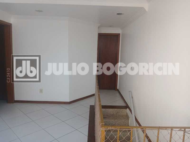 Conheça 01 11. do imóvel - Próximo Praça Saens Pena e Metrô Vazio Duplex com Terraço Estacionamento 1 veículo - JBT305257 - 14 01 11. - 14