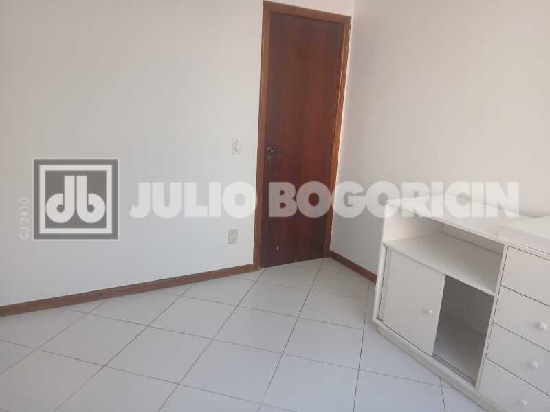 Conheça 01 14. do imóvel - Próximo Praça Saens Pena e Metrô Vazio Duplex com Terraço Estacionamento 1 veículo - JBT305257 - 17 01 14. - 17