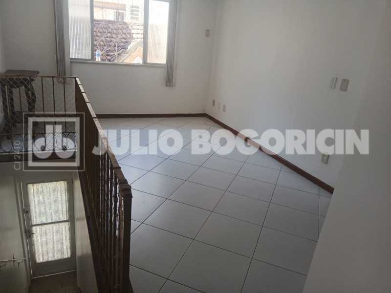 Conheça 01 17. do imóvel - Próximo Praça Saens Pena e Metrô Vazio Duplex com Terraço Estacionamento 1 veículo - JBT305257 - 22 01 17. - 22