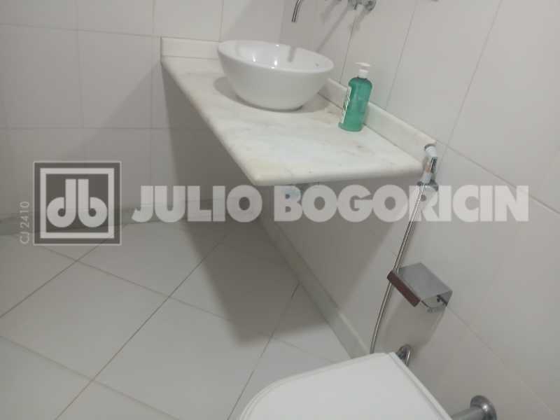 Conheça 01 22. do imóvel - Próximo Praça Saens Pena e Metrô Vazio Duplex com Terraço Estacionamento 1 veículo - JBT305257 - 27 01 22. - 27