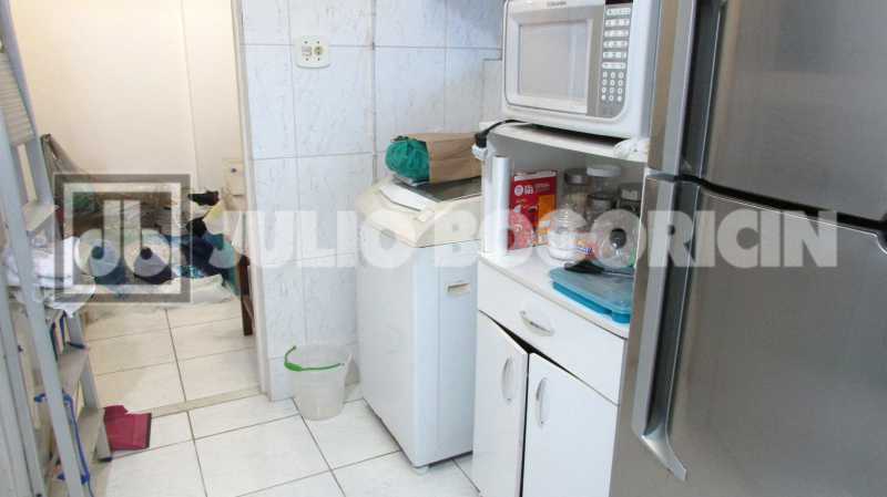 Conheça 26 do imóvel - Gloria - Junto Metrô - Excelente apartamento - Claro, ventilado e silencioso - Sala - 1 quarto - Cozinha espaçosa - Área - Dep. Completas - 62m² - Entrega imediata - Morar e ser feliz! - JBF17235 - 23 26 - 23