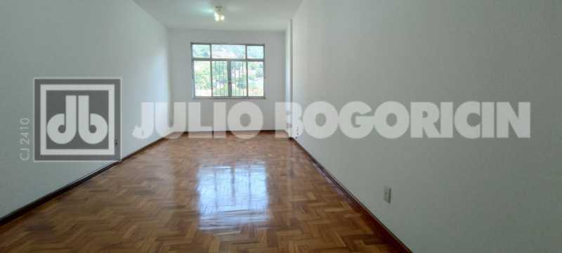 Conheça 3 do imóvel - Excepcional localização, +/- 3 minutos a pé do Metrô Uruguai. Ótimo apartamento, 3 quartos, vaga de garagem escriturada. Oportunidade!! - JBT305483 - 3 3 - 3