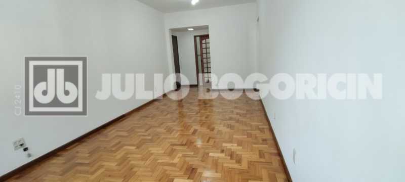 Conheça 4 do imóvel - Excepcional localização, +/- 3 minutos a pé do Metrô Uruguai. Ótimo apartamento, 3 quartos, vaga de garagem escriturada. Oportunidade!! - JBT305483 - 4 4 - 4