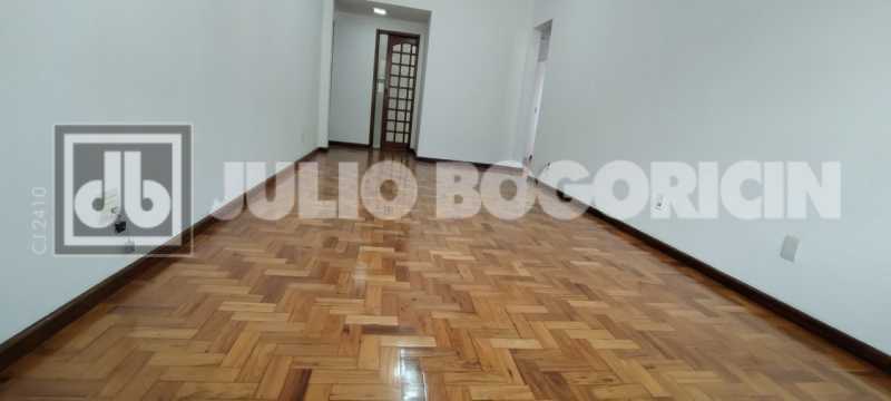 Conheça 5 do imóvel - Excepcional localização, +/- 3 minutos a pé do Metrô Uruguai. Ótimo apartamento, 3 quartos, vaga de garagem escriturada. Oportunidade!! - JBT305483 - 5 5 - 5
