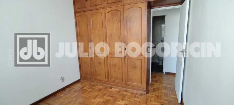 Conheça 12 do imóvel - Excepcional localização, +/- 3 minutos a pé do Metrô Uruguai. Ótimo apartamento, 3 quartos, vaga de garagem escriturada. Oportunidade!! - JBT305483 - 12 12 - 12