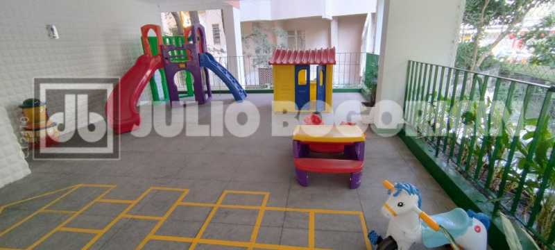 Conheça 24 do imóvel - Excepcional localização, +/- 3 minutos a pé do Metrô Uruguai. Ótimo apartamento, 3 quartos, vaga de garagem escriturada. Oportunidade!! - JBT305483 - 23 24 - 23