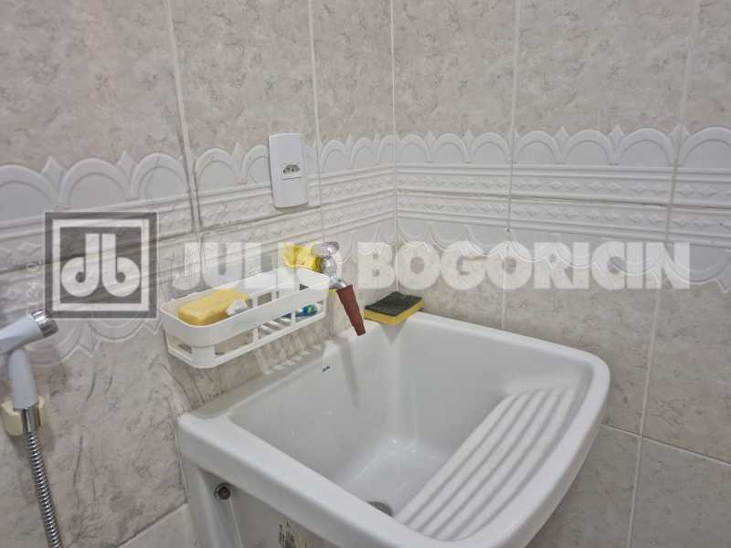 Conheça 17 do imóvel - Excelente oportunidade 60 mts frente alto sol manhã. - JBC102321 - 24 17 - 24