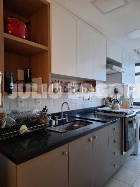 Conheça c8b89dcb-0b48-45ad-8090-8db7dd do imóvel - localização,1 minuto metrô Uruguai, farto comercio, apartamento, frente, andar alto, sol manhã, varandão, 2quartos suíte, cozinha com armários, dependências, 1 vaga, infra total., portaria 24hs - JBT207463 - 19 c8b89dcb-0b48-45ad-8090-8db7dd - 19