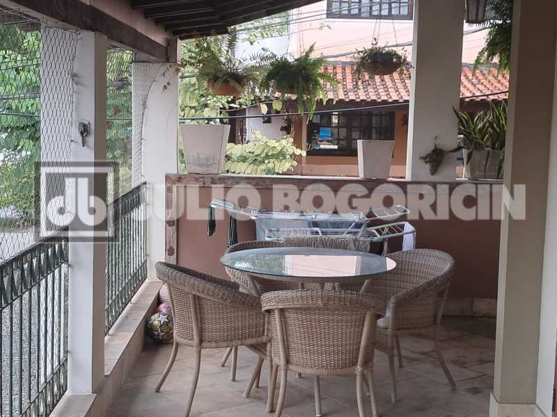 Conheça 1000524485 do imóvel - Casa em Condomínio : Residencial / Freguesia (Jacarepaguá) Casa 2 quartos avarandados 1 suíte condomínio arborizado linha amarela papizzo Condomínio Alvorada - JBJ602254 - 1 1000524485 - 1