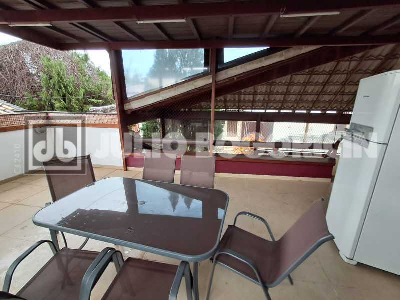 Conheça 1000524491 do imóvel - Casa em Condomínio : Residencial / Freguesia (Jacarepaguá) Casa 2 quartos avarandados 1 suíte condomínio arborizado linha amarela papizzo Condomínio Alvorada - JBJ602254 - 24 1000524491 - 24