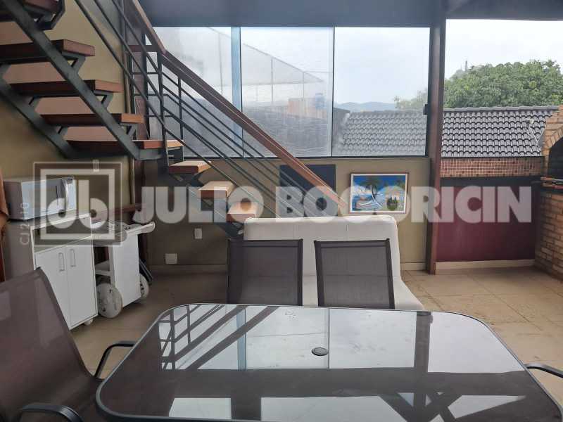 Conheça 1000524498 do imóvel - Casa em Condomínio : Residencial / Freguesia (Jacarepaguá) Casa 2 quartos avarandados 1 suíte condomínio arborizado linha amarela papizzo Condomínio Alvorada - JBJ602254 - 28 1000524498 - 28