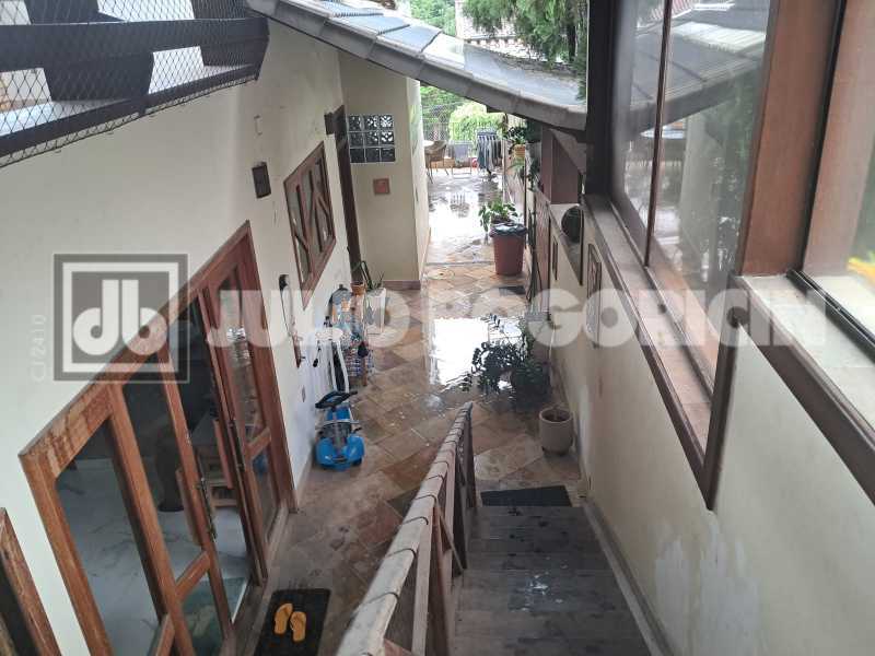 Conheça 1000524506 do imóvel - Casa em Condomínio : Residencial / Freguesia (Jacarepaguá) Casa 2 quartos avarandados 1 suíte condomínio arborizado linha amarela papizzo Condomínio Alvorada - JBJ602254 - 31 1000524506 - 31