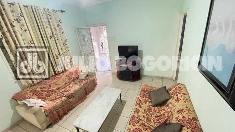 Conheça 30. do imóvel - MÉIER - RUA AQUIDABÃ - AMPLA CASA DE VILA À VENDA - 6 DORMITÓRIOS( 1 SUÍTE) - TERRAÇO - ATENDE 2 FAMILIAS. - JBM608564 - 7 30. - 7