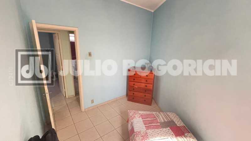 Conheça 40. do imóvel - MÉIER - RUA AQUIDABÃ - AMPLA CASA DE VILA À VENDA - 6 DORMITÓRIOS( 1 SUÍTE) - TERRAÇO - ATENDE 2 FAMILIAS. - JBM608564 - 9 40. - 9