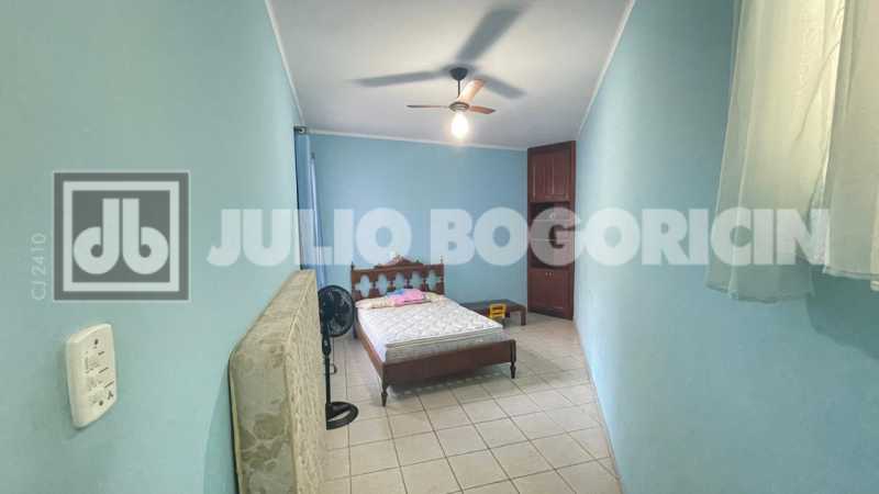 Conheça 60. do imóvel - MÉIER - RUA AQUIDABÃ - AMPLA CASA DE VILA À VENDA - 6 DORMITÓRIOS( 1 SUÍTE) - TERRAÇO - ATENDE 2 FAMILIAS. - JBM608564 - 13 60. - 13