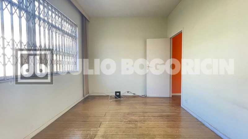 Conheça 130. do imóvel - MÉIER - RUA AQUIDABÃ - AMPLA CASA DE VILA À VENDA - 6 DORMITÓRIOS( 1 SUÍTE) - TERRAÇO - ATENDE 2 FAMILIAS. - JBM608564 - 25 130. - 25