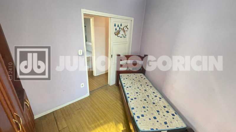 Conheça 145. do imóvel - MÉIER - RUA AQUIDABÃ - AMPLA CASA DE VILA À VENDA - 6 DORMITÓRIOS( 1 SUÍTE) - TERRAÇO - ATENDE 2 FAMILIAS. - JBM608564 - 27 145. - 27