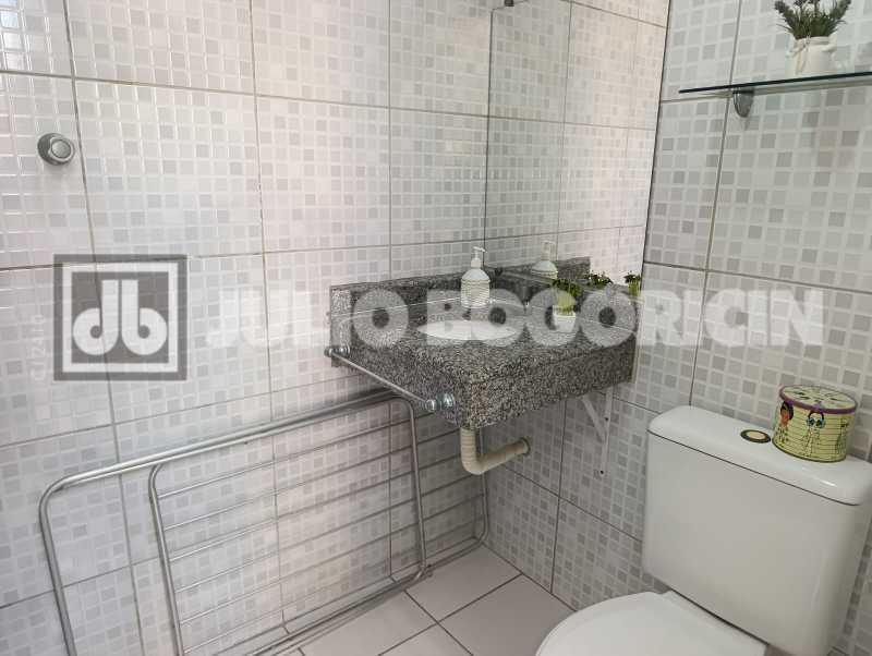 Conheça 26 BANHEIRO SERVIÇO. do imóvel - APARTAMENTO TIPO CASA NA RUA SANTOS TITARA - JBM223890 - 26 26 BANHEIRO SERVIÇO. - 26