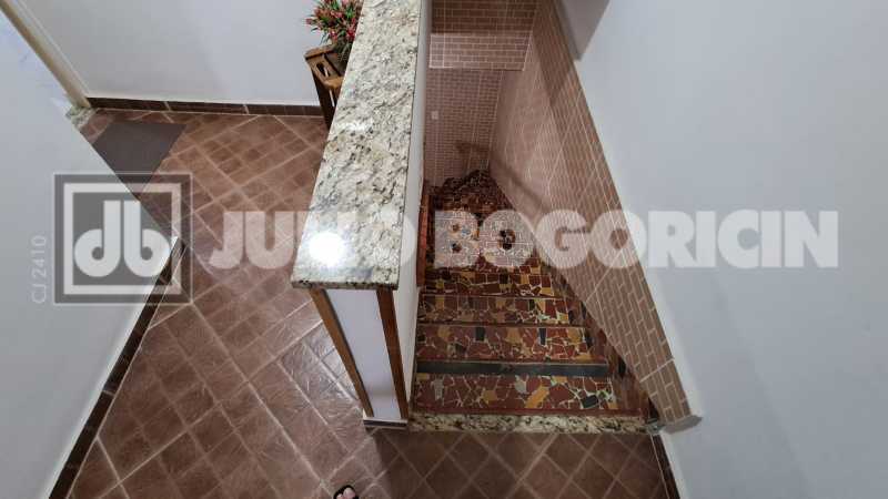 Conheça 1000513778 do imóvel - Engenho de Dentro/ Casa de rua / 4 quartos / 2 suítes/ piscina / churrasqueira/ 4 vagas - JBM608566 - 16 1000513778 - 16