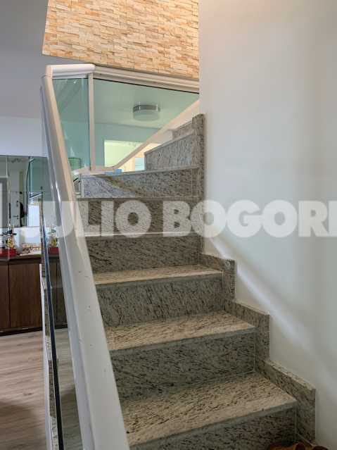 Conheça 1000550261 do imóvel - Apartamento : / Residencial / Todos os Santos - JBM223894 - 19 1000550261 - 19