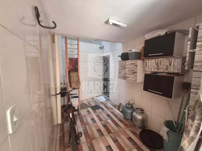 Conheça 01. do imóvel - Casa em Condomínio 3 quartos à venda Bento Ribeiro, Rio de Janeiro - R$ 260.000 - GICN30025 - 2 01. - 2