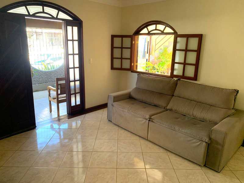 Casa 3 quartos à venda Parque Independência III, Juiz de Fora - R$ 450.000