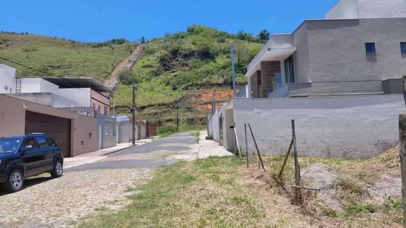 Lote à venda no bairro Bom Jardim