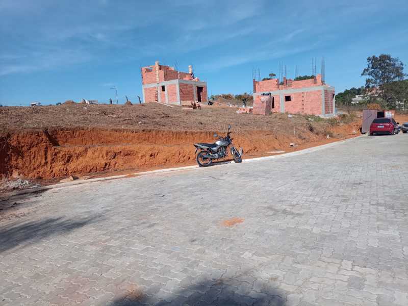 Terreno Unifamiliar à venda São Pedro, Juiz de Fora - R$ 160.000