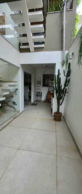 Conheça WhatsApp Image 2026-10-02 at 0 do imóvel - Casa 3 quartos à venda Recanto da Mata, Juiz de Fora - R$ 750.000 - REFV00045 - 11 WhatsApp Image 2026-10-02 at 0 - 11