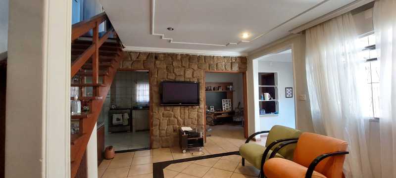 Casa 3 quartos à venda Linhares, Juiz de Fora - R$ 900.000