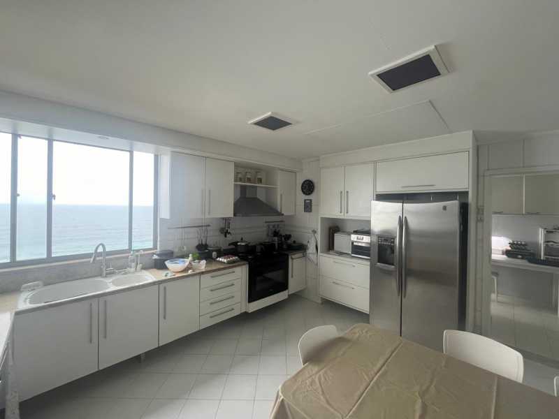 Conheça Imagem do WhatsApp de 2025-03- do imóvel - Apartamento Dúplex - Vistão Mar - Deslumbrante! - 113 - 15 Imagem do WhatsApp de 2025-03- - 15