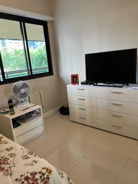 Conheça Imagem do WhatsApp de 2025-08- do imóvel - Vendo 4 Quartos na Praia da Barra da Tijuca! Valor Imperdível!! - 157 - 14 Imagem do WhatsApp de 2025-08- - 14