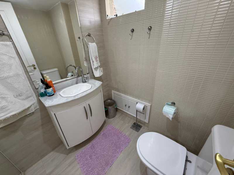 Conheça WhatsApp Ima. do imóvel - Vendo Cobertura Duplex de 4 quartos na Praia da Barra da Tijuca - 213 - 19 WhatsApp Ima. - 19