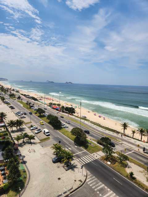 Conheça 8. do imóvel - Vendo Apartamento de Frente pra Praia da Barra da Tijuca - Vista Livre pro Mar - 242 - 2 8. - 2