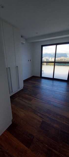 Conheça 625412790_1372250748036869_222 do imóvel - Vendo Cobertura Reformada com Vistao Mar livre, Sol da Manhã na Barra da Tijuca - 243 - 16 625412790_1372250748036869_222 - 16