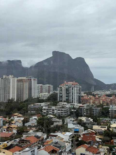 Conheça WhatsApp Image 2026-07-24 at 1 do imóvel - Vendo Lindo Apartamento de 4 quartos no Barramares na praia da Barra da Tijuca - 269 - 15 WhatsApp Image 2026-07-24 at 1 - 15